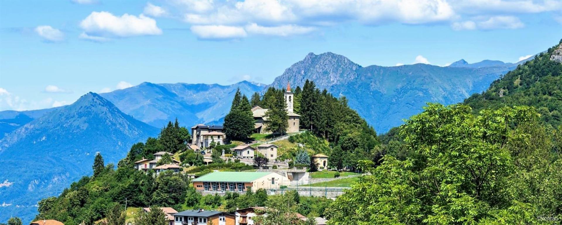 Mansarda Fra Monte E Apartment *